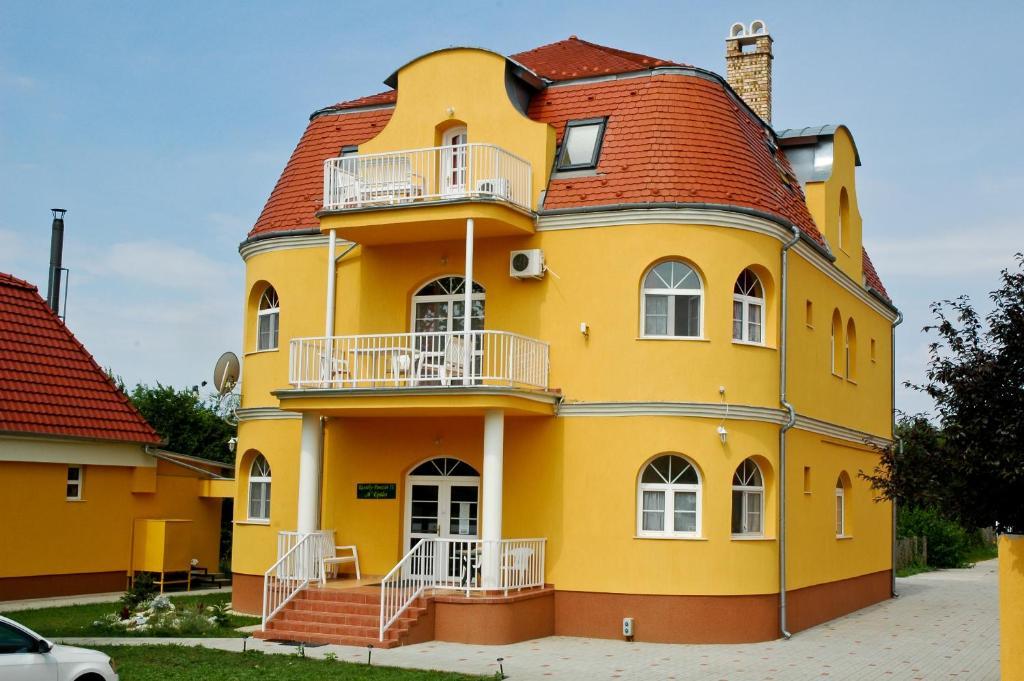 Kastely Panzio Ii. Hajduszoboszlo Exterior foto