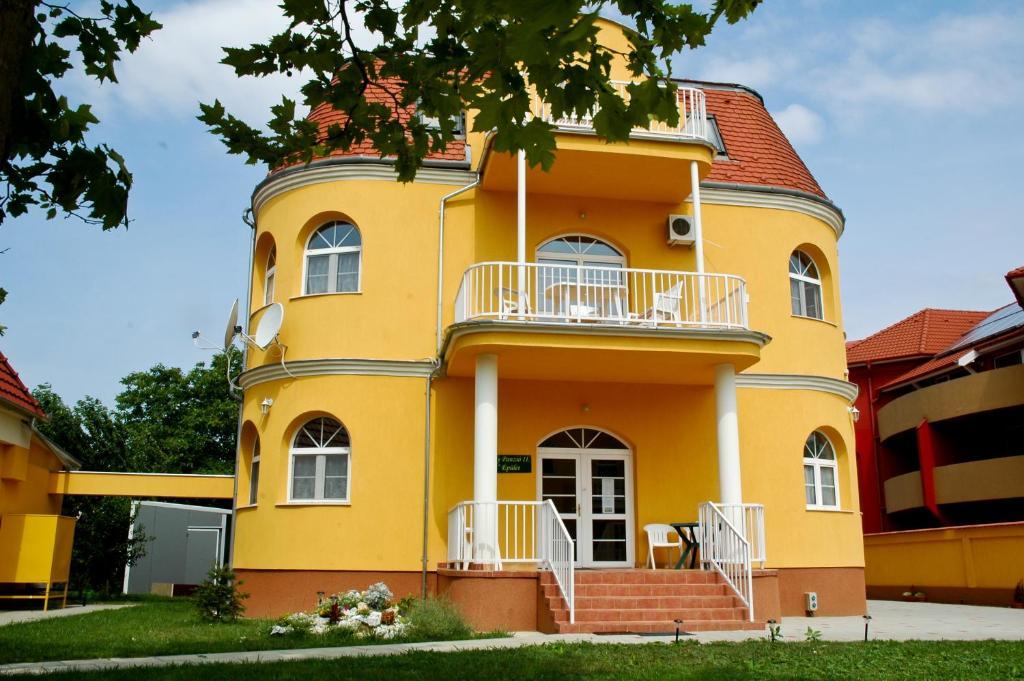 Kastely Panzio Ii. Hajduszoboszlo Exterior foto